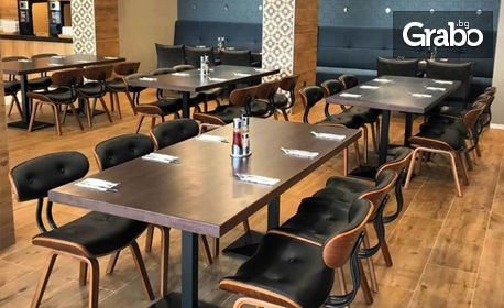 Юни и Юли в Слънчев бряг! Нощувка на база All Inclusive Plus, плюс басейн и аквапарк